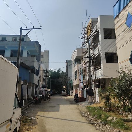 蒂鲁帕蒂Sk Nivas别墅 外观 照片